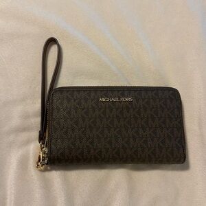 Michael Kors Wristlet